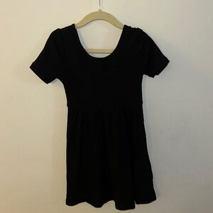 XS Black Short-Sleeve Ribbed Dress for Girls
